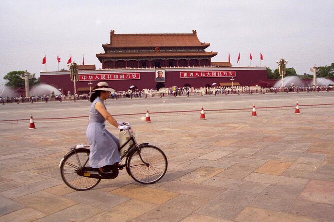 4~5 hours Layover Night trip in Beijing With English Driver - Tiananmen Square in an Evening Window: Central, Monumental, Fast