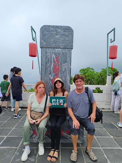 Afternoon Bus Transfer to Mutianyu Great Wall + Entry Ticket - Guide Support That Actually Helps: What You’ll Experience