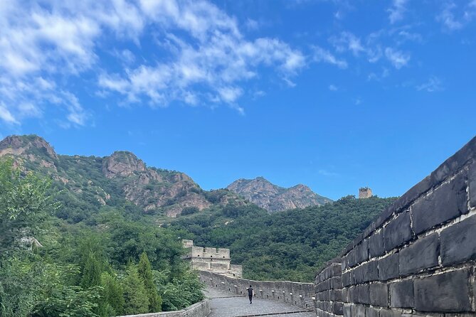 Airport or Hotel Transport to Mutianyu Great Wall - From Hilton Wangfujing to the Great Wall: pickup that saves your brain