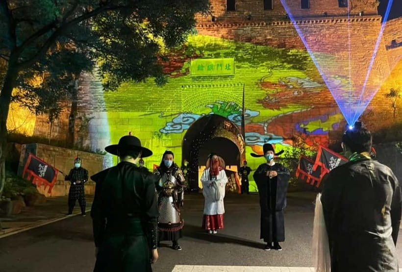 Badaling Great Wall Night Tour+ Light Show + Performance - Why the Badaling Great Wall at Night Beats Daytime