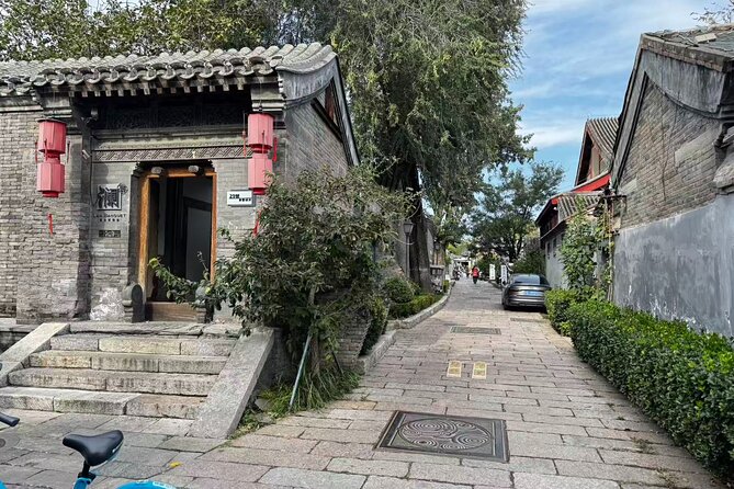 Beijing City Walk: Explore Hutongs Life and Old Beijing - What You Actually Get for $15: Guide, Headset, and Admission Mix