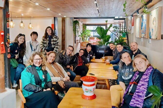 Beijing Historic City Guided Walking Tour + Calligraphy Creation - The route that teaches Beijing: step-by-step walkthrough
