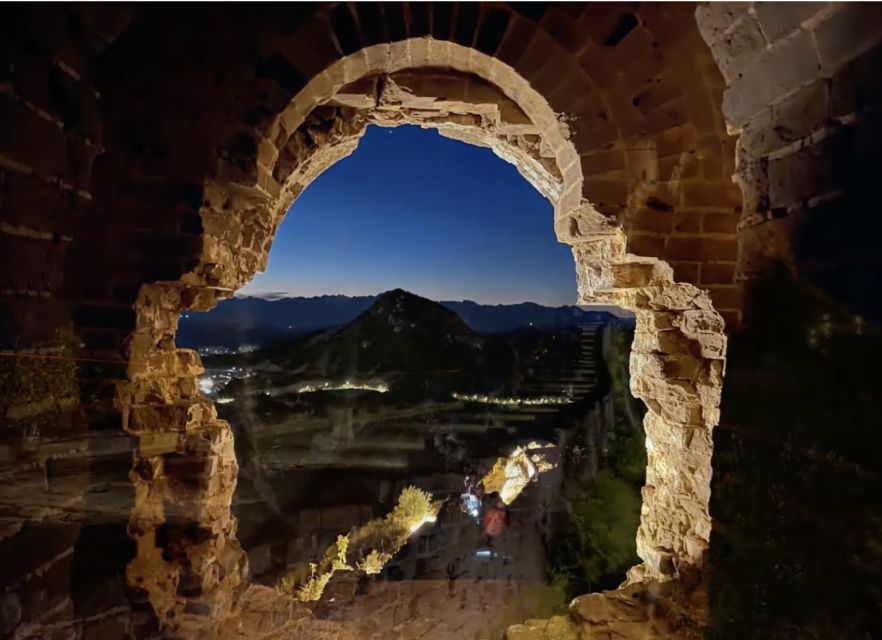 Beijing: Jinshanling and Simatai Wall&Gubei Watertown Tour - Key things that make this tour worth your time