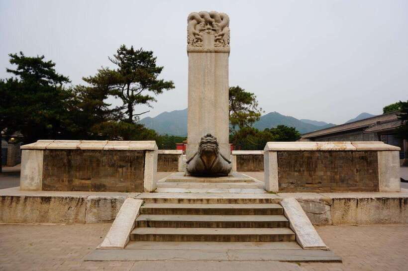 Beijing: Juyongguan Great Wall, Sacred Way & Ming Tombs Trip - Picking the Right Package: Transfer-Only vs All-Inclusive