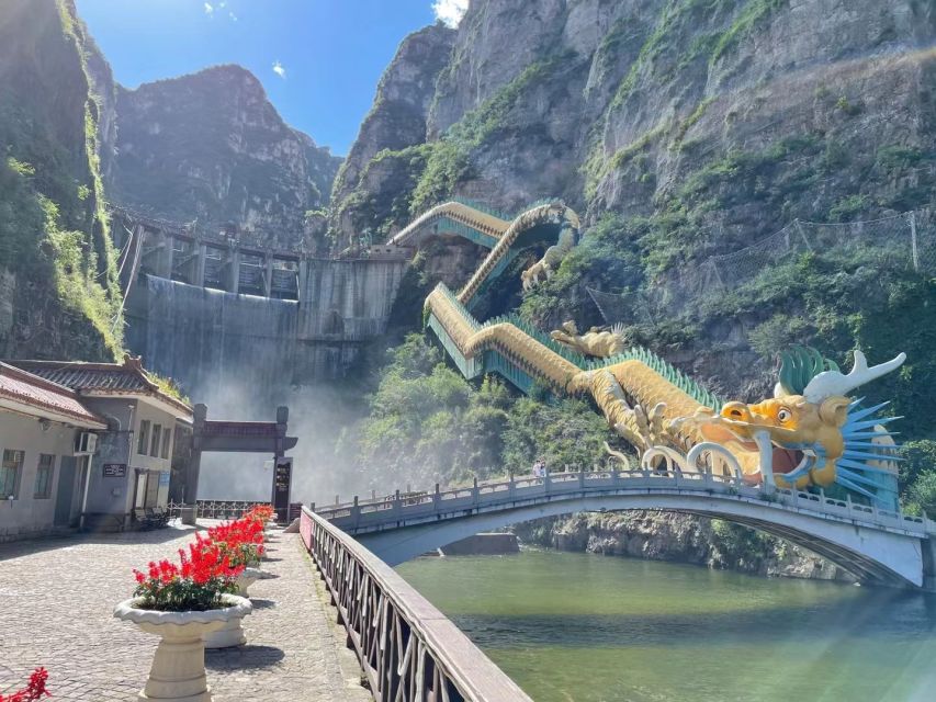 Beijing: Longqing Gorge w/Great Wall or Guyaju Private Tour - Picking the right combo: Badaling or Guyaju after Longqing Gorge