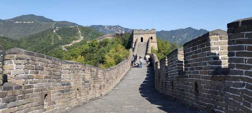 Beijing: Mutianyu Great Wall Private Layover Tour - Seasonal Reality: Winter Jackets and Summer Heat