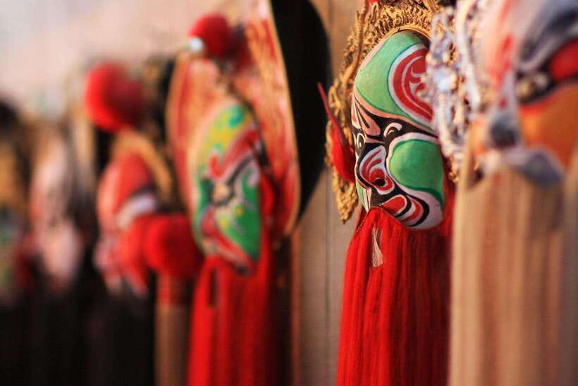 Beijing: Traditional Cultural Show Peking Opera Tickets - English subtitles, teleprompters, and a guide that actually helps