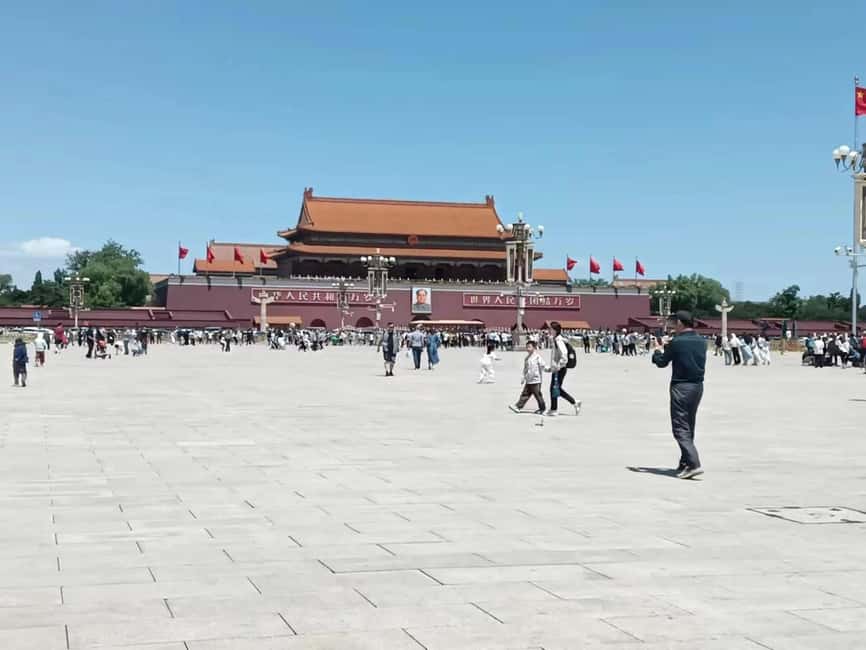 Beijing:Forbidden City and Tiananmen Square Private Tour - Tiananmen Square: Photo Stop First, Then the Real Context
