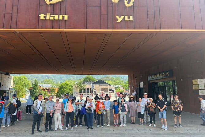 BusDa-Mutianyu Great Wall & Summer Palace Full-Day Group Tour - Mutianyu First, Summer Palace Second: The Logic Behind This Route