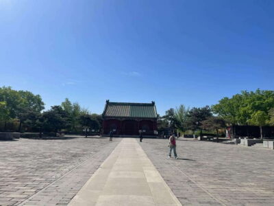 Chinese Kungfu class in old temple beside Forbidden Ci - The Pudusi inheritance courtyard: why the setting matters for your practice