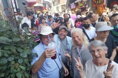 Great Wall-Forbidden City-Hutong Private Layover Guided Tour - Mutianyu Great Wall: the main event with realistic options