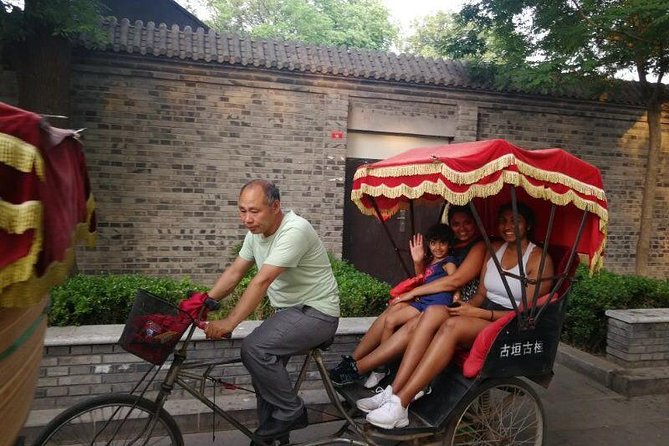 Great Wall-Forbidden City-Hutong Private Layover Guided Tour - How the day stays on schedule: pickup, customs, and the airport buffer