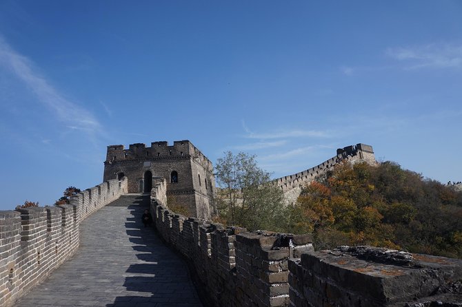 Great Wall of China at Mutianyu Full-Day Tour Including Lunch from Beijing - Cable car and chairlift options: how to choose without wasting your day