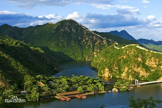 Huanghuacheng Lakeside Great Wall Private Day Tour - Should you book this private Huanghuacheng day trip?