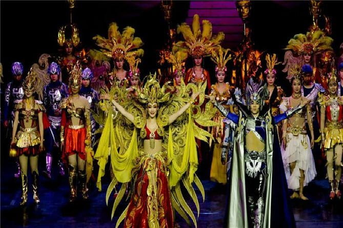 Liyuan Theatre Peking Opera Ticket - How the GetYourGuide QR code and WhatsApp theatre number really work