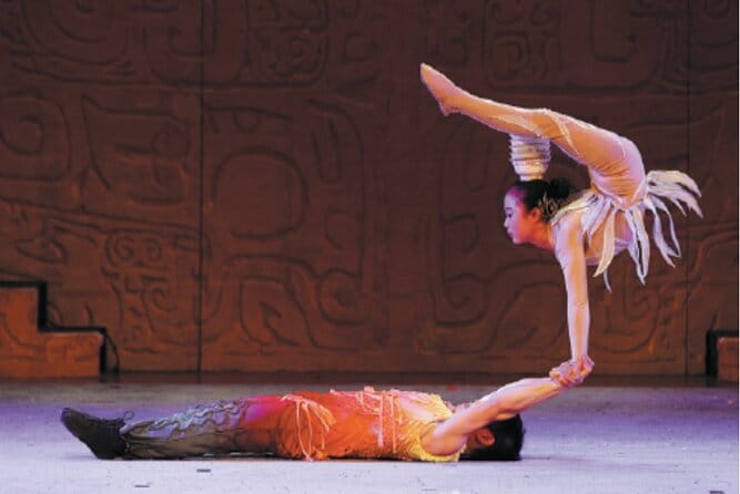 Liyuan Theatre Peking Opera Ticket - Redeeming your paper ticket with your passport