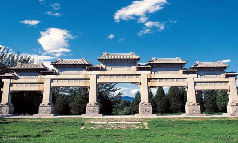 Ming Tombs Private Tour: Sacred Road, Dingling and Changling - Ming Tombs in 6 hours: what a private day really changes