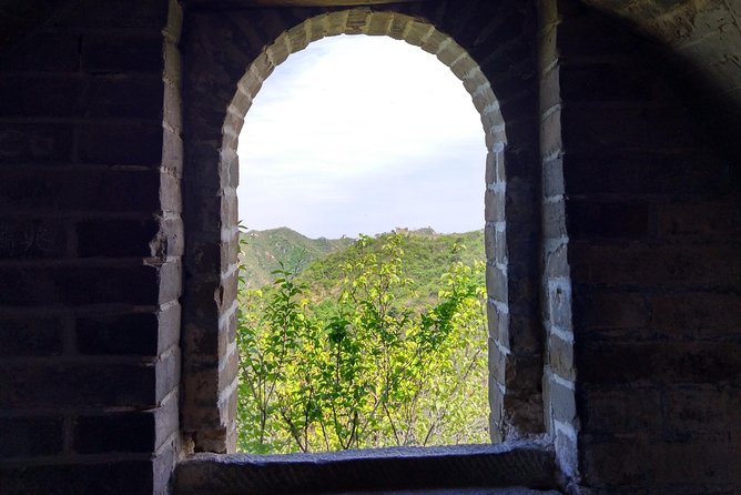 Mini Group: Half-Day Great Wall at Mutianyu Hiking Tour - Choosing Your Way Up: Cable Car vs Chairlift vs Hike (Plus Toboggan Fun)