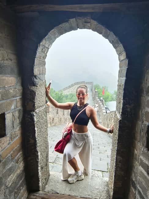 Mutianyu Great Wall Private Tour with English Driver - English-speaking driver vs. English-speaking guide: which option fits you?
