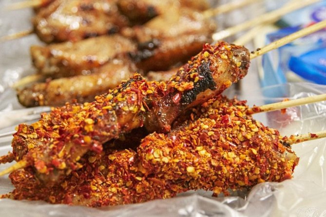 Old Beijing Dinner Tour - Stop by Stop Dinner: From Hotpot to Dumplings to Sauced Meats