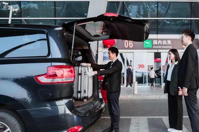 Private Arrival Transfer from Beijing Airport to Hotel - The car setup: sized for your group, not squeezed like a puzzle