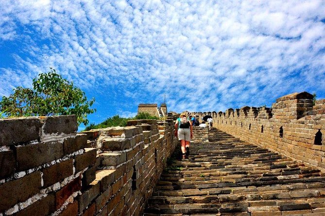 Private Day Tour of Mutianyu/Badaling Great Wall w/VIP Fast Pass - Private Door-to-Door Setup: Pickup, Timing, and Mobile Tickets