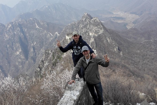Private Great Wall Hiking from Jiankou to Mutianyu - From your hotel to wild Jiankou, starting at 7:30