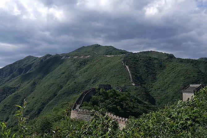 Private Half-Day Mutianyu Great Wall Tour including Round Way Cable Car or Toboggan - The Hotel Pickup Ride: Where Your Time Can Slip