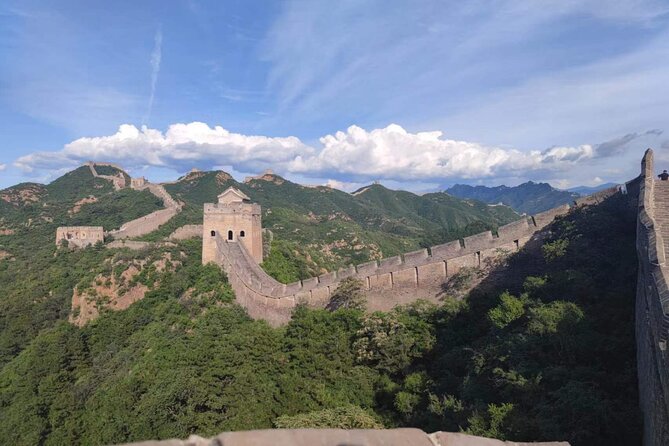 Private Jinshanling Great Wall Hiking Tour - Entering the Wall: Medial Gate or Main Entrance