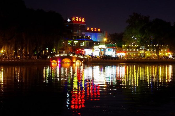 Private Night Tour: Discover Beijing in Bustling Lights - Getting picked up for a night loop (and why it changes everything)