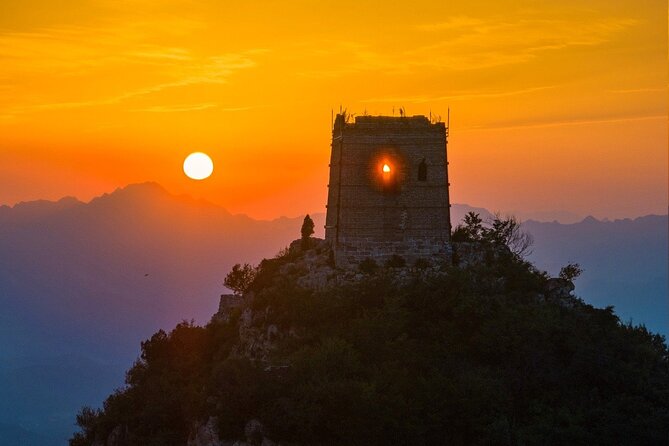 Private Sunset&Night Tour: Simatai Great Wall & Gubei Water Town - A smart one-day route: Gubei Water Town first, Simatai second