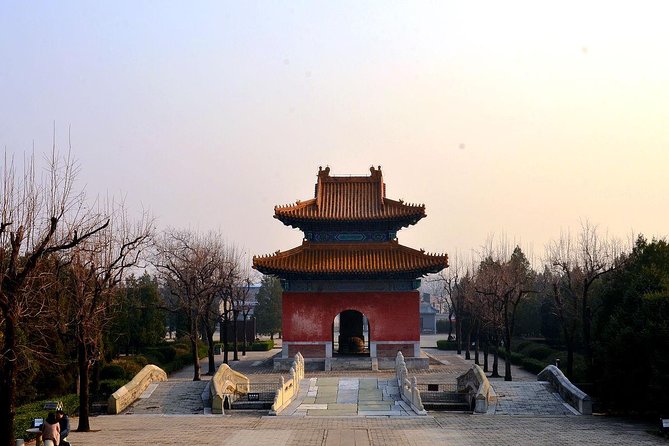 Private Transfer: Badaling Great Wall & Ming Tombs with VIP Pass - Ming Tombs: From Imperial Mausoleums to Dingling’s Underground Palace