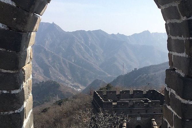 Private Transfer to Mutianyu Great Wall with professional driver - Food and comfort after the wall: choose what fits your day