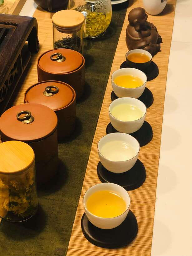 Traditional Chinese Tea Ceremony Experience - The tea lineup in plain language: oolong, pu-erh, jasmine, and flower tea