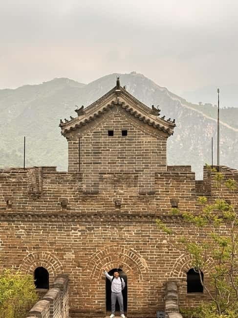 Water-Great Wall Odyssey: Hike & Cruise One Day Tour - The 5-Hour Walk: Choosing Your Pace on Steep Stone