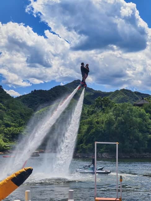 Water-Great Wall Odyssey: Hike & Cruise One Day Tour - Crowds and Photo Time: How This Tour Helps You Avoid the Worst